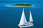 Low Isles and Wavedancer, an idyllic day