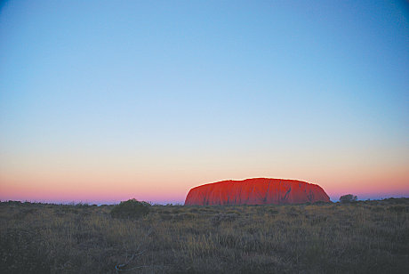 Y13 - Kata Tjuta and Uluru (Ayers Rock) Sunset Tour